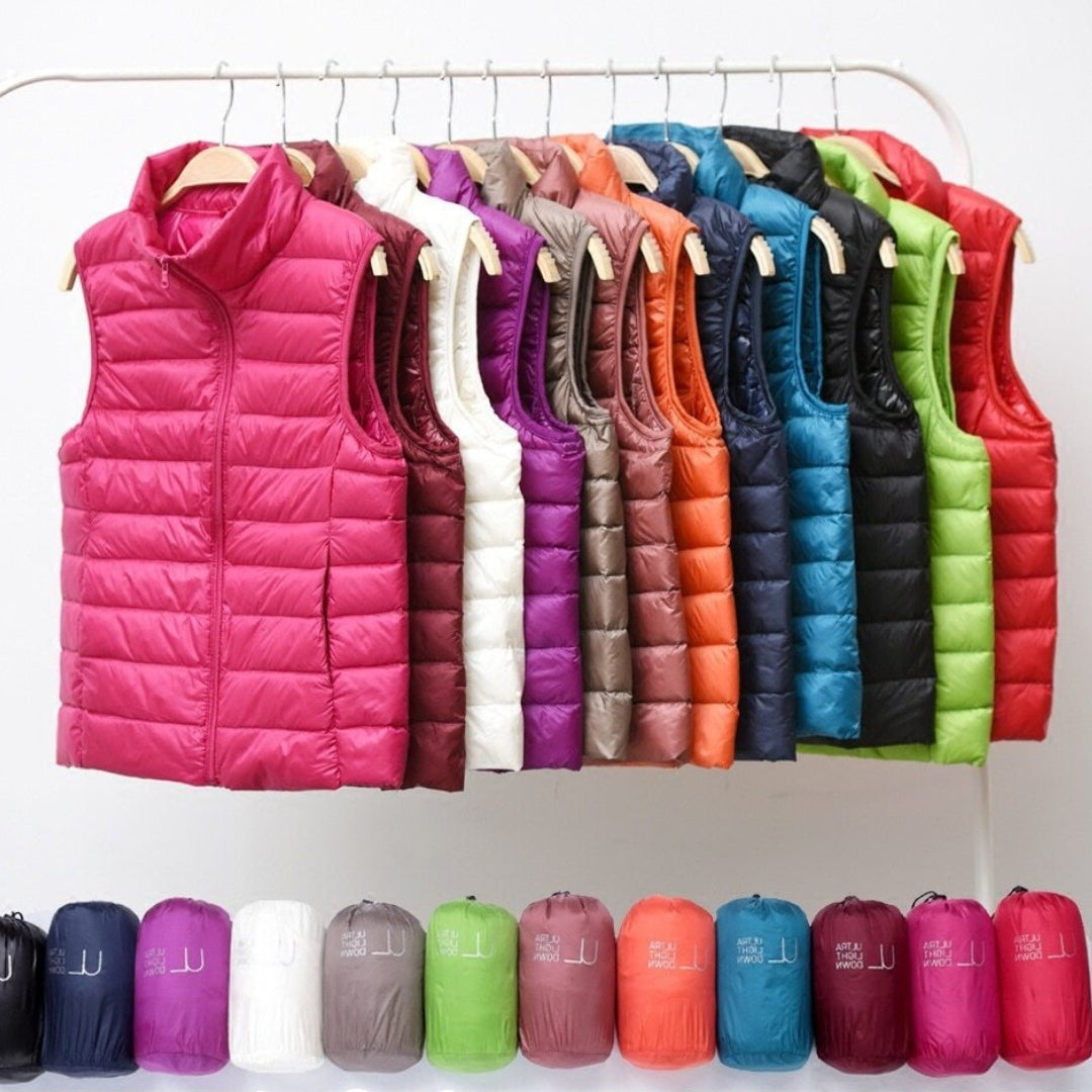 Amira™ | Chaleco ligero de plumas con diseño plisado